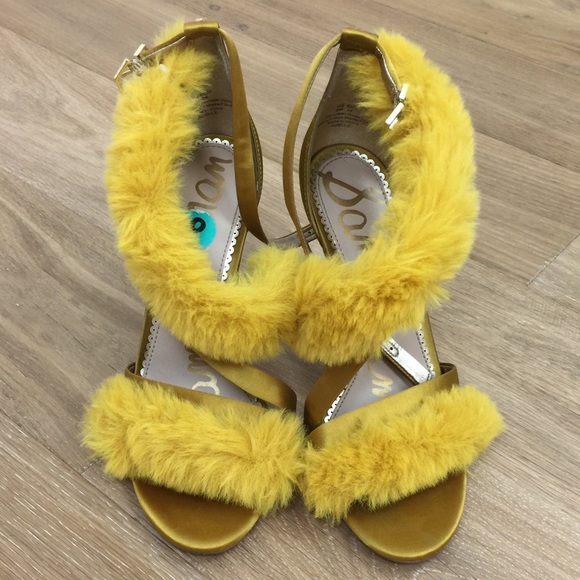 Sam Edelman “Adelle” Fuzzy Satin Heels Size 8 - Picture 2 of 6
